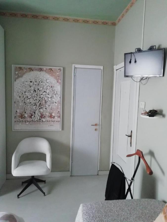 B&B Art Bussolengo Bagian luar foto